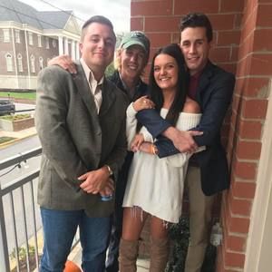 Meet your Posher, Brett